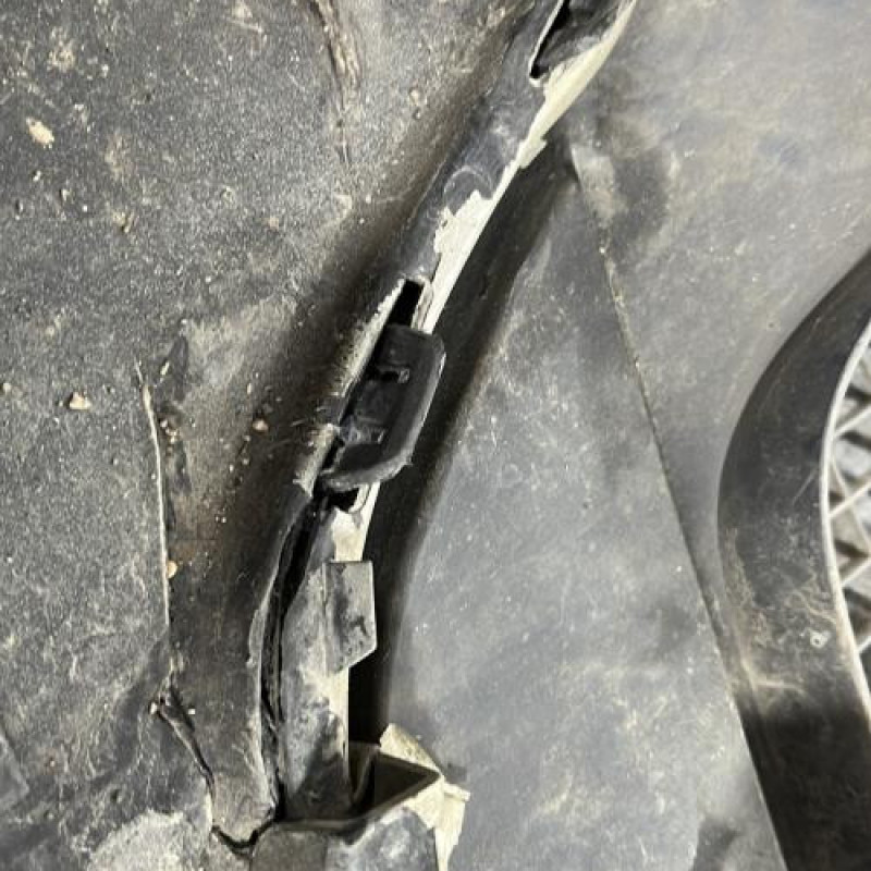 Pare choc arriere PEUGEOT 407 Photo n°1