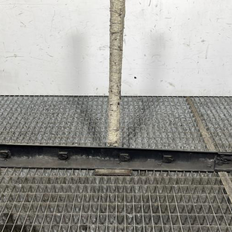 Baguette de porte avant gauche RENAULT CLIO 2 Photo n°4