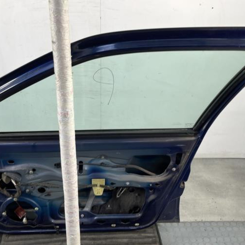 Porte avant droit RENAULT CLIO 2 Photo n°6