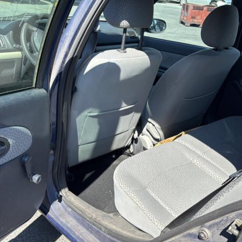 Porte avant droit RENAULT CLIO 2 Photo n°16