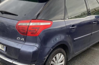 Anti brouillard arriere gauche CITROEN C4 PICASSO 1