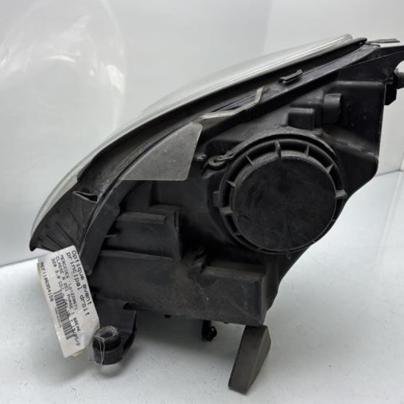 Optique avant principal droit (feux)(phare) MERCEDES CLASSE R 251 Photo n°8