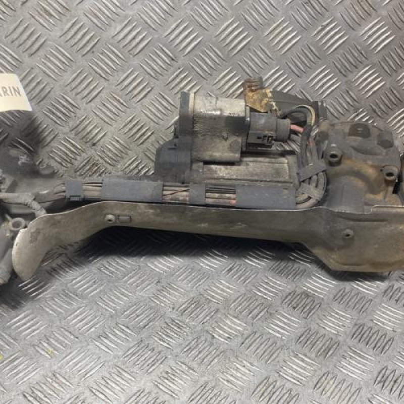 Cremaillere assistee VOLKSWAGEN GOLF 5 Photo n°3