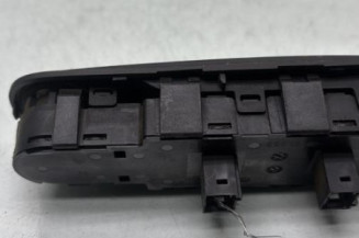 Interrupteur de leve vitre avant gauche CITROEN C4 PICASSO 1