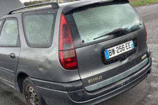 Feu arriere stop central RENAULT LAGUNA 1