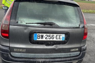 Feu arriere stop central RENAULT LAGUNA 1