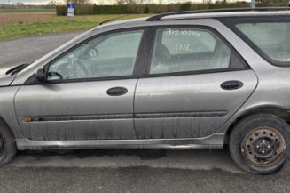 Serrure avant droit RENAULT LAGUNA 1