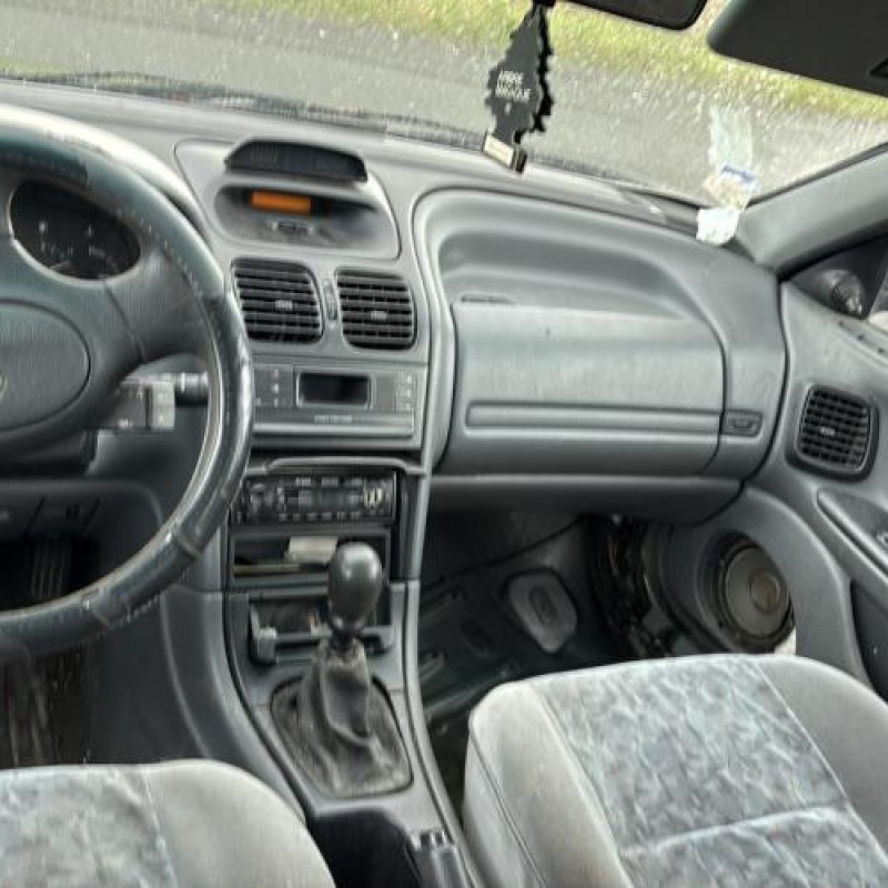 Feu arriere stop central RENAULT LAGUNA 1 Photo n°14