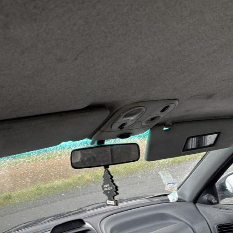 Feu arriere stop central RENAULT LAGUNA 1 Photo n°15