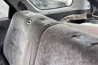 Serrure avant droit RENAULT LAGUNA 1