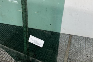 Vitre arriere droit RENAULT CLIO 3