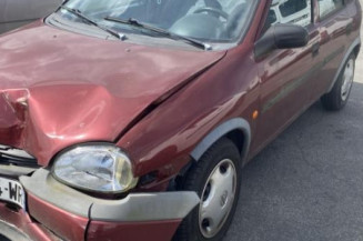 Aile avant gauche OPEL CORSA B
