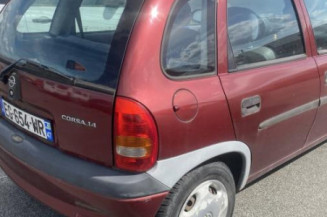 Aile avant gauche OPEL CORSA B