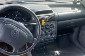 Aile avant gauche OPEL CORSA B