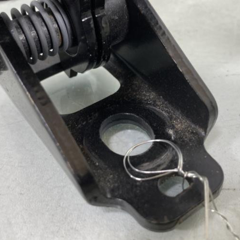 Attache ceinture arriere droit DS DS5 Photo n°3