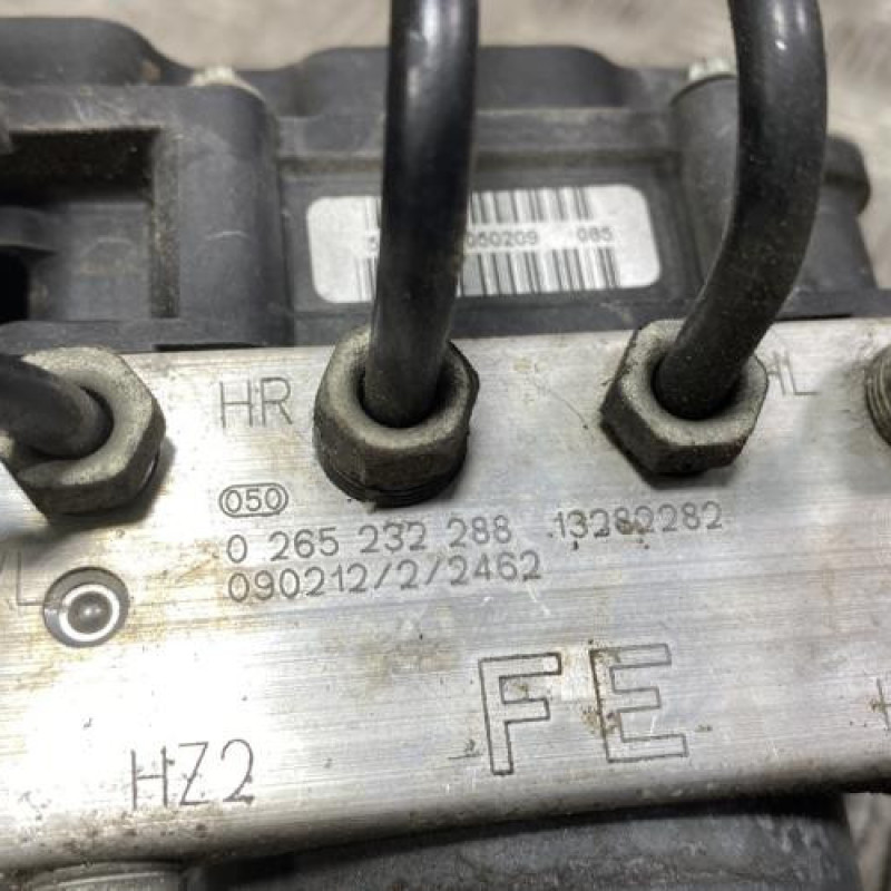 Bloc ABS (freins anti-blocage) OPEL CORSA D Photo n°2