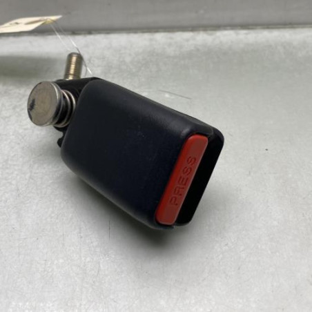 Attache ceinture arriere droit MITSUBISHI SPACE STAR 3 Photo n°1