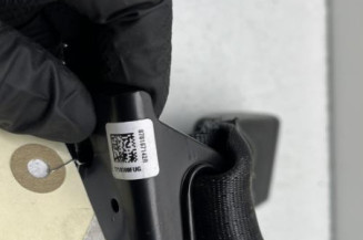 Attache ceinture arriere droit RENAULT ARKANA