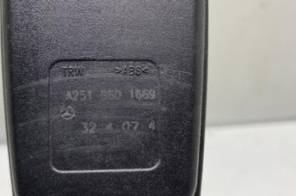 Attache ceinture arriere droit MERCEDES CLASSE R 251