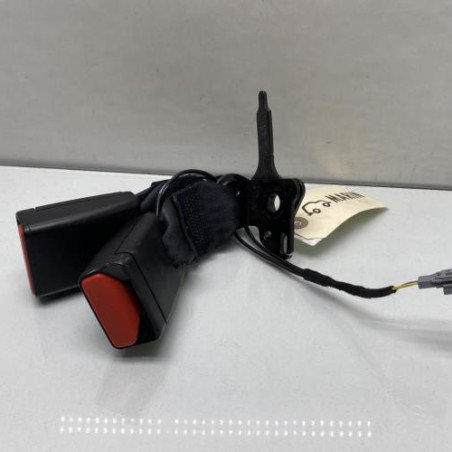 Attache ceinture arriere droit RENAULT CLIO 4 Photo n°1