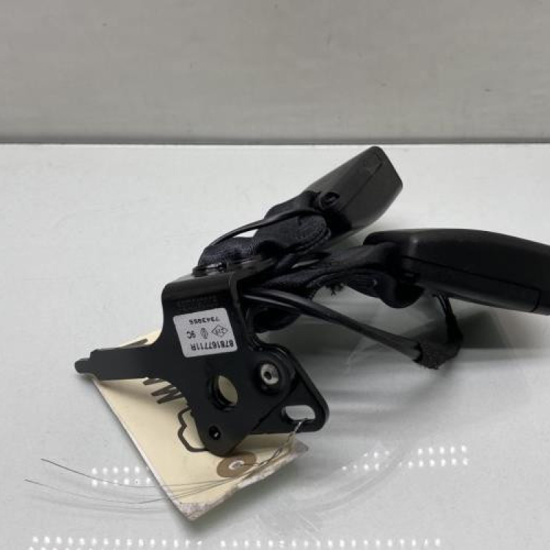 Attache ceinture arriere droit RENAULT CLIO 4 Photo n°3