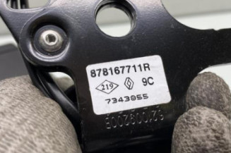 Attache ceinture arriere droit RENAULT CLIO 4