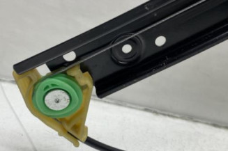 Leve vitre electrique arriere gauche SKODA OCTAVIA 4