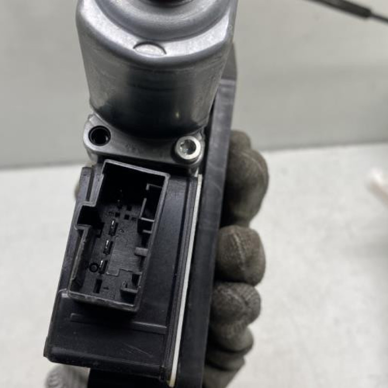 Leve vitre electrique arriere droit SKODA OCTAVIA 3 Photo n°5