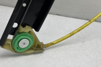 Leve vitre electrique avant droit SKODA OCTAVIA 3