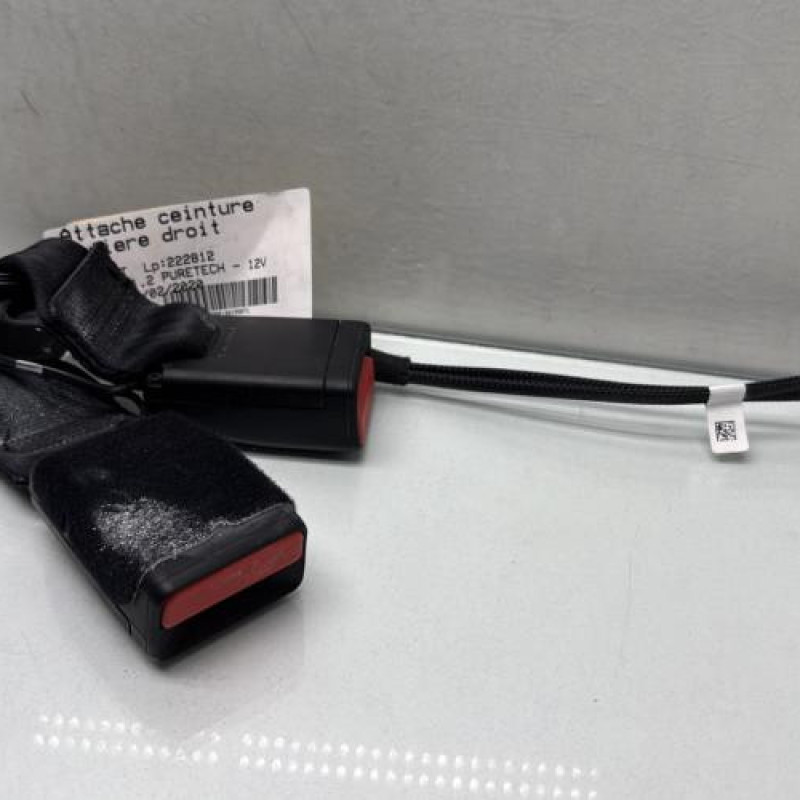 Attache ceinture arriere droit PEUGEOT 2008 2 Photo n°1