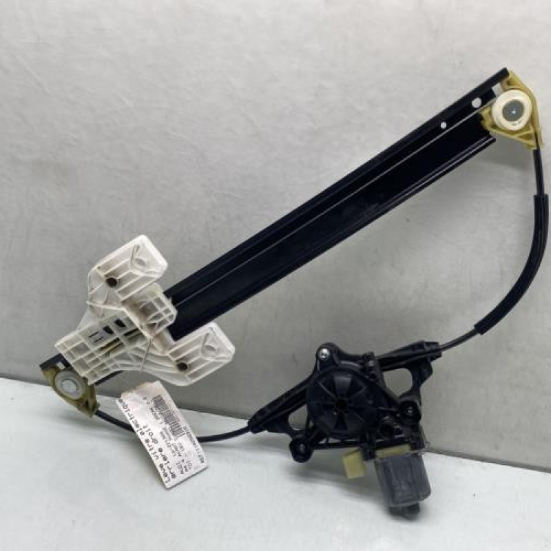 Leve vitre electrique arriere droit AUDI A4 4 Photo n°1