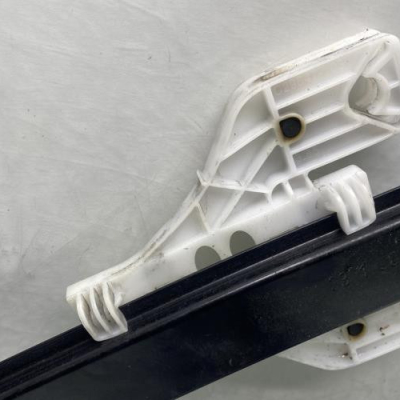 Leve vitre electrique arriere gauche AUDI A4 4 Photo n°4