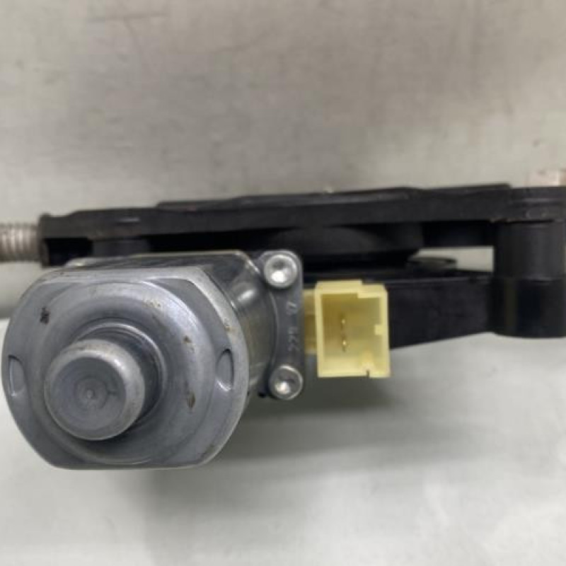 Leve vitre electrique avant droit AUDI A4 4 Photo n°7