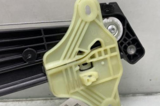 Leve vitre electrique avant gauche RENAULT CLIO 5