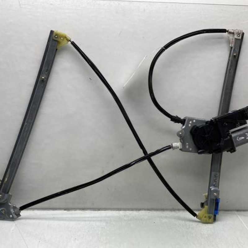 Leve vitre electrique avant droit RENAULT LAGUNA 2 Photo n°6