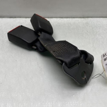 Attache ceinture arriere gauche PEUGEOT 205
