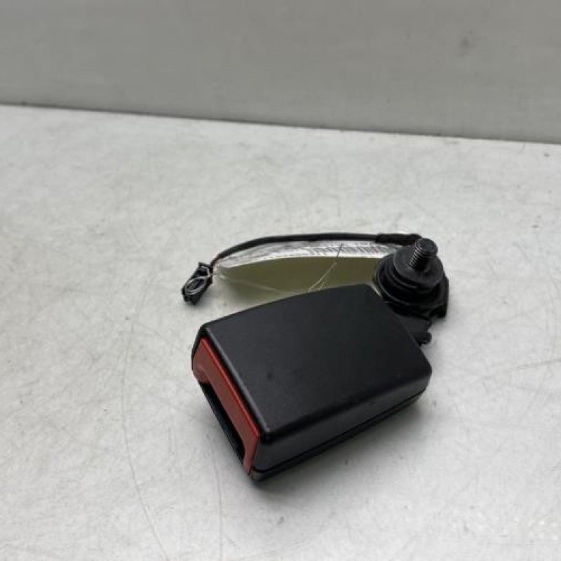 Attache ceinture arriere gauche BMW SERIE 2 F45 ACTIVE Photo n°1