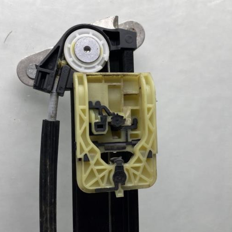 Leve vitre electrique avant gauche VOLKSWAGEN POLO 6 Photo n°3