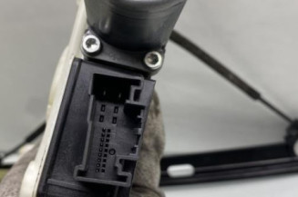 Leve vitre electrique avant gauche VOLKSWAGEN POLO 6