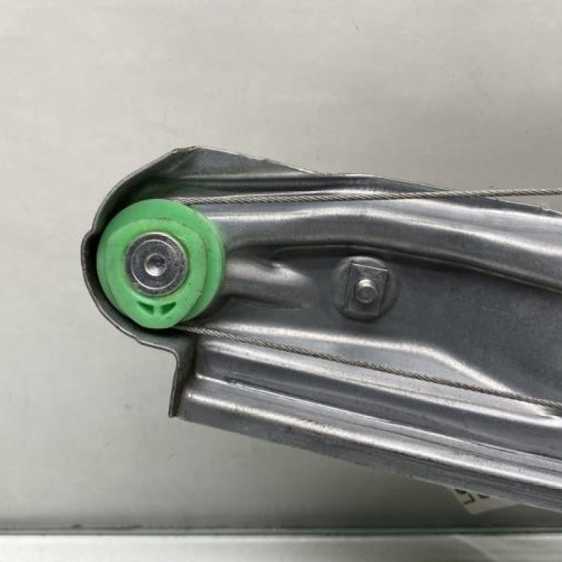 Leve vitre electrique arriere gauche FORD FOCUS 3 Photo n°3