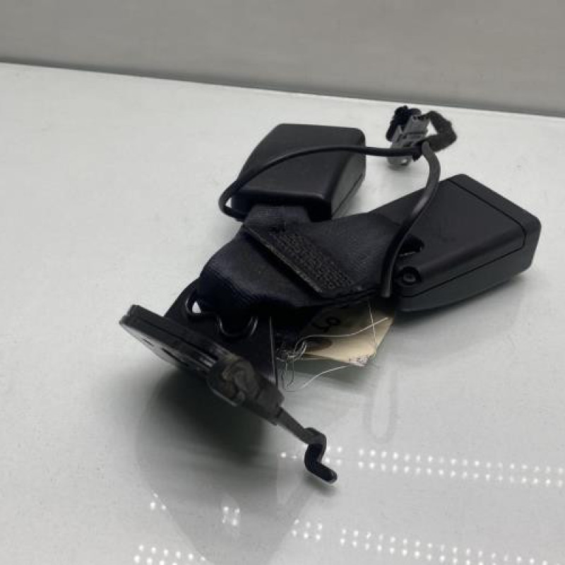 Attache ceinture arriere gauche RENAULT TALISMAN Photo n°4