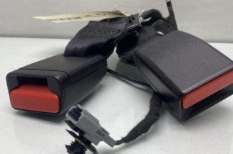Attache ceinture arriere gauche RENAULT TALISMAN