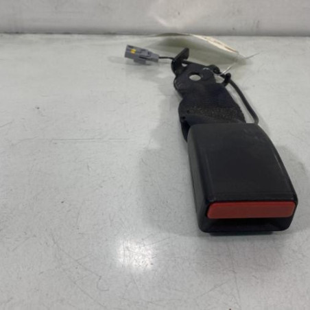 Attache ceinture arriere droit DACIA SANDERO 3