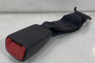 Attache ceinture arriere gauche TOYOTA YARIS 2 Photo n°1