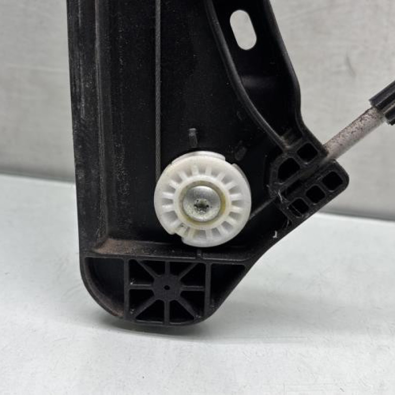 Leve vitre electrique avant droit PEUGEOT 2008 2 Photo n°4