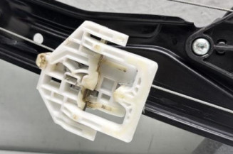 Leve vitre electrique avant droit BMW SERIE 1 F20
