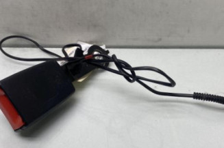 Attache ceinture arriere droit TOYOTA VERSO