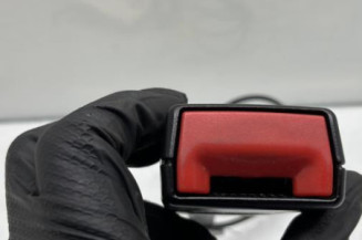 Attache ceinture avant droit MERCEDES CLASSE C 204