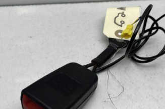 Attache ceinture avant droit MERCEDES CLASSE C 204