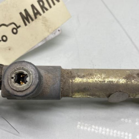Attache ceinture avant gauche RENAULT MASTER 2